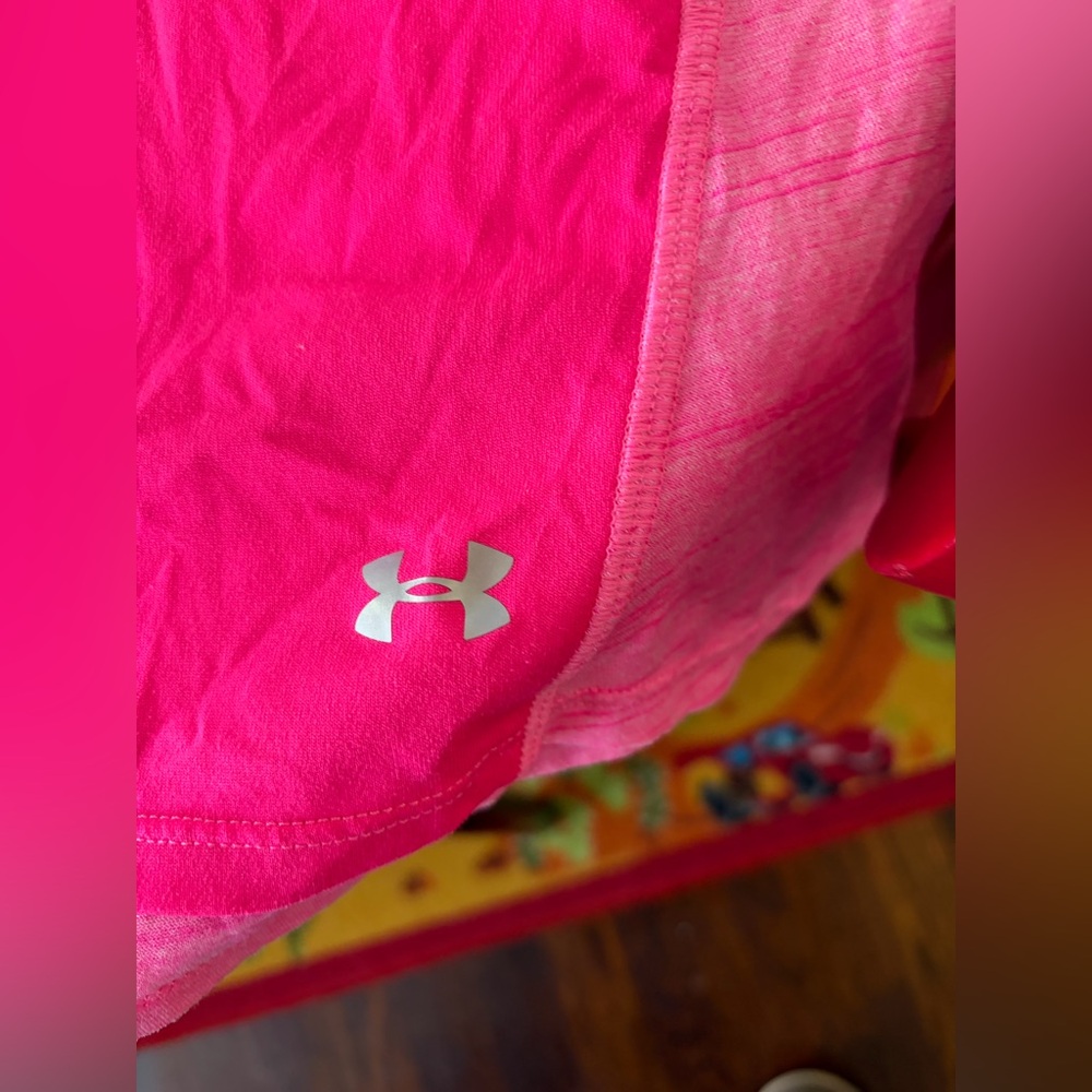 Under Armour Vibrant Orange and vibrant pink Tank Tops - Picture 4 of 9